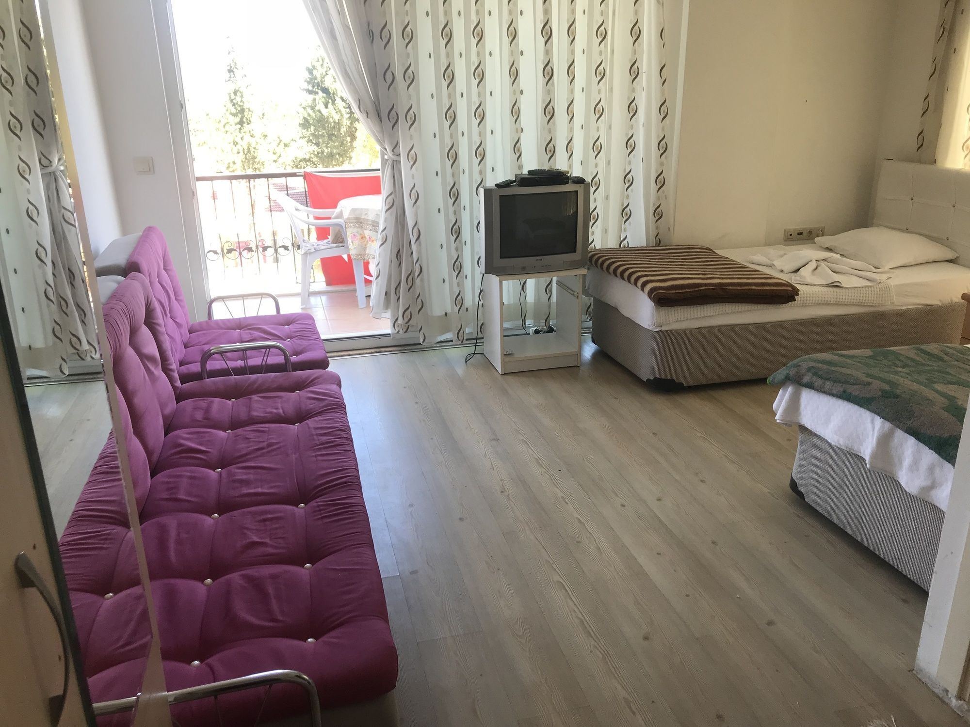 Cim Apartments Pansiyon Φετιγιέ Εξωτερικό φωτογραφία